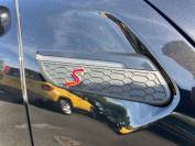 MINI HATCHBACK 2022 (22)