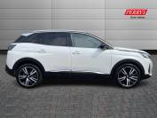 PEUGEOT 3008 2022 (22)