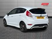 FORD FIESTA 2017 (17)