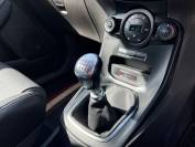 FORD FIESTA 2017 (17)
