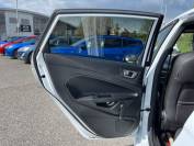 FORD FIESTA 2017 (17)
