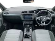 VOLKSWAGEN TIGUAN 2020 (20)