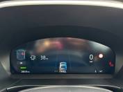 FORD KUGA 2024 (74)