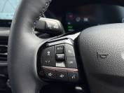FORD KUGA 2024 (74)