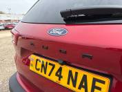 FORD KUGA 2024 (74)