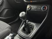 FORD FIESTA 2021 (21)