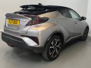 TOYOTA C-HR 2017 (17)
