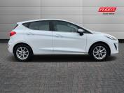 FORD FIESTA 2018 (18)