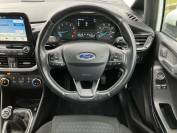 FORD FIESTA 2018 (18)