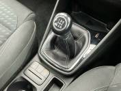 FORD FIESTA 2018 (18)