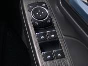 FORD KUGA 2024 (74)
