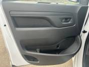 PEUGEOT EXPERT 2023 (73)