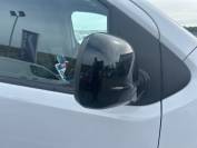 PEUGEOT EXPERT 2023 (73)
