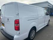 PEUGEOT EXPERT 2023 (73)