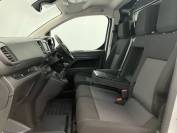 PEUGEOT EXPERT 2023 (72)