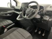 VAUXHALL COMBO-LIFE 2020 (70)