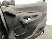 VAUXHALL COMBO-LIFE 2020 (70)