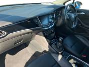 VAUXHALL ASTRA 2018 (68)