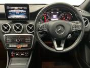 MERCEDES-BENZ A CLASS 2018 (18)