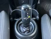 MINI HATCHBACK 2021 (21)