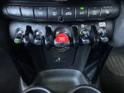 MINI HATCHBACK 2021 (21)