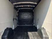 FORD TRANSIT 2024 (74)