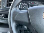 VAUXHALL VIVARO 2021 (21)