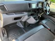 VAUXHALL VIVARO 2021 (21)