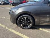 MAZDA 2 2025 (25)