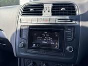 VOLKSWAGEN POLO 2016 (66)