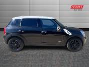 MINI COUNTRYMAN 2011 (61)