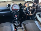 MINI COUNTRYMAN 2011 (61)