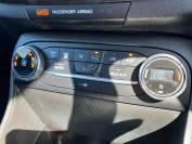 FORD FIESTA 2019 (19)