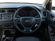HYUNDAI I20 2020 (70)