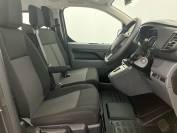 VAUXHALL VIVARO-LIFE 2022 (22)