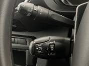 VAUXHALL VIVARO-LIFE 2022 (22)