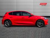 FORD FOCUS 2019 (19)
