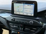 FORD FOCUS 2019 (19)