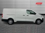VAUXHALL VIVARO 2021 (21)
