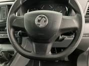 VAUXHALL VIVARO 2021 (21)