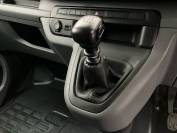 VAUXHALL VIVARO 2021 (21)