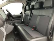 VAUXHALL VIVARO 2021 (21)