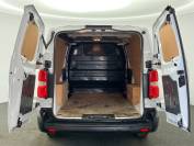 VAUXHALL VIVARO 2021 (21)