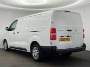 VAUXHALL VIVARO 2021 (21)