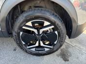 PEUGEOT 2008 2023 (73)