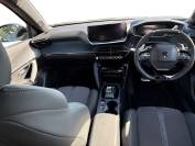 PEUGEOT 2008 2023 (73)