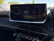 PEUGEOT 2008 2023 (73)