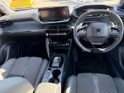 PEUGEOT 2008 2023 (73)