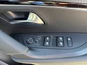 PEUGEOT 2008 2023 (73)