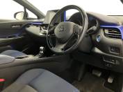 TOYOTA C-HR 2017 (17)
